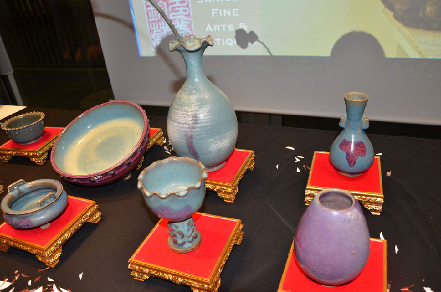 钧窑瓷展品.JPG